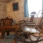 Oread Cave Ургуп