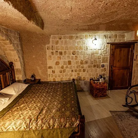 Hotel Oread Cave 3*