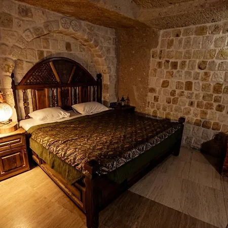 Oread Cave Hotel 3*