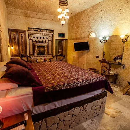 Hotel Oread Cave 3*
