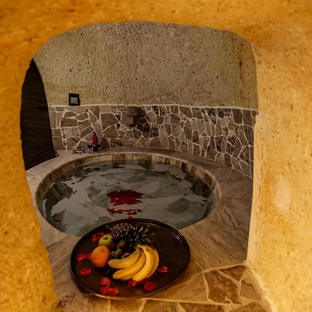 Oread Cave 3*