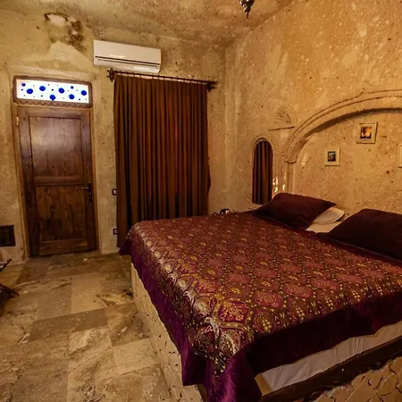 Oread Cave 3* Ürgüp