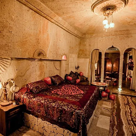 Oread Cave 3* ウルギュップ