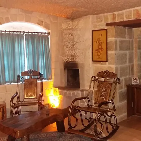 Hotel Oread Cave