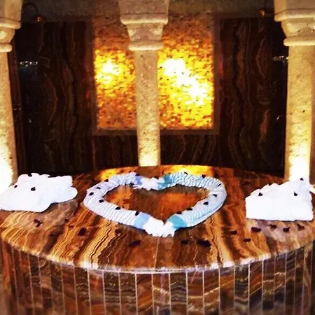 Oread Cave 3*