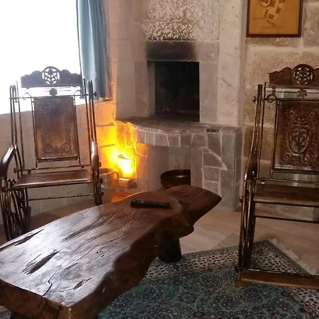 Oread Cave 3*