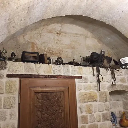 Otel Oread Cave 3*