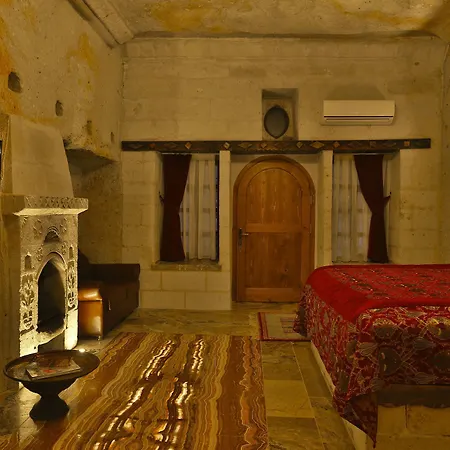 Oread Cave Otel 3*
