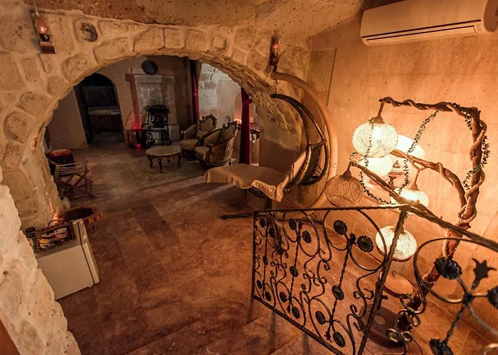 فندق Oread Cave 3*