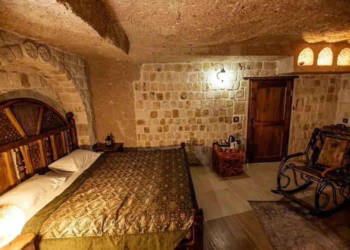 Hotel Oread Cave 3*