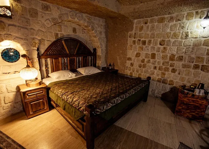Oread Cave Hotel 3*