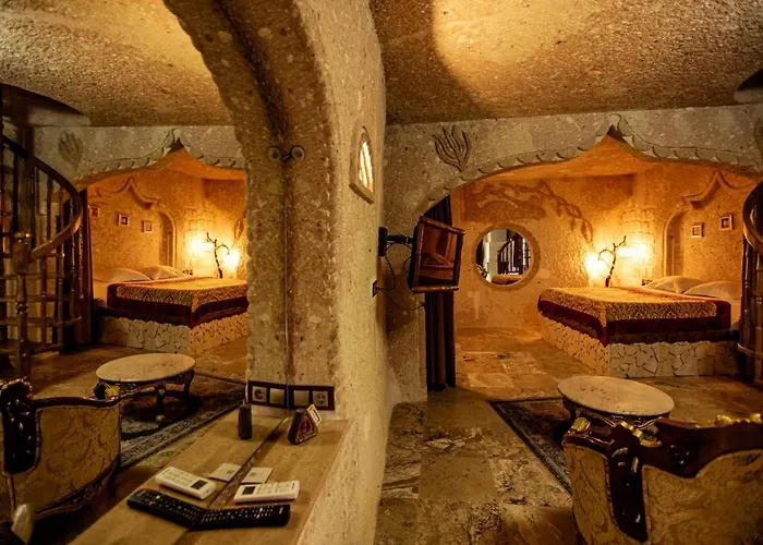 Oread Cave 3* أوروغوبْ