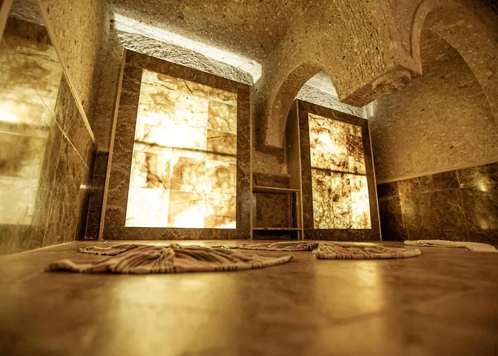 Oread Cave 3* أوروغوبْ