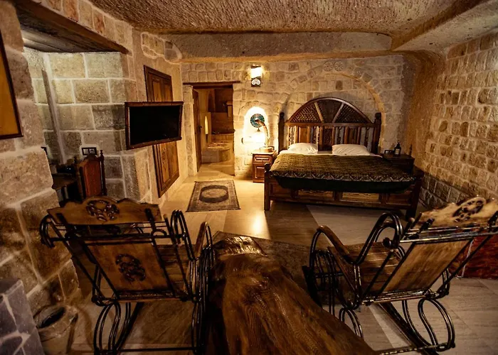 Oread Cave 3* أوروغوبْ