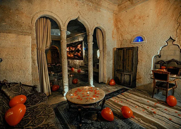 Oread Cave 3* أوروغوبْ