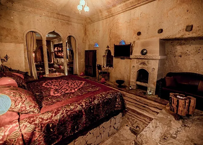 Oread Cave Hotel 3*