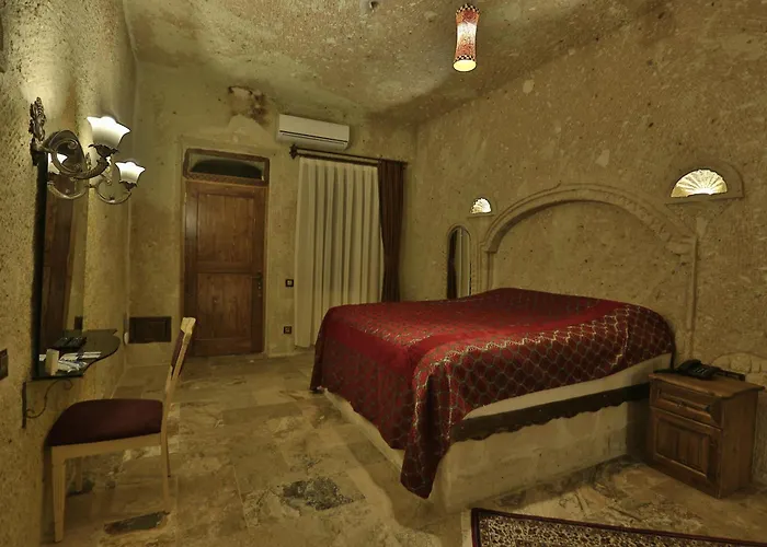 Oread Cave 3* Ürgüp